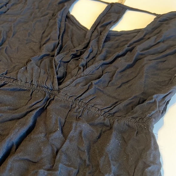 Medium Black Dress with open back detail - Picture 3 of 5